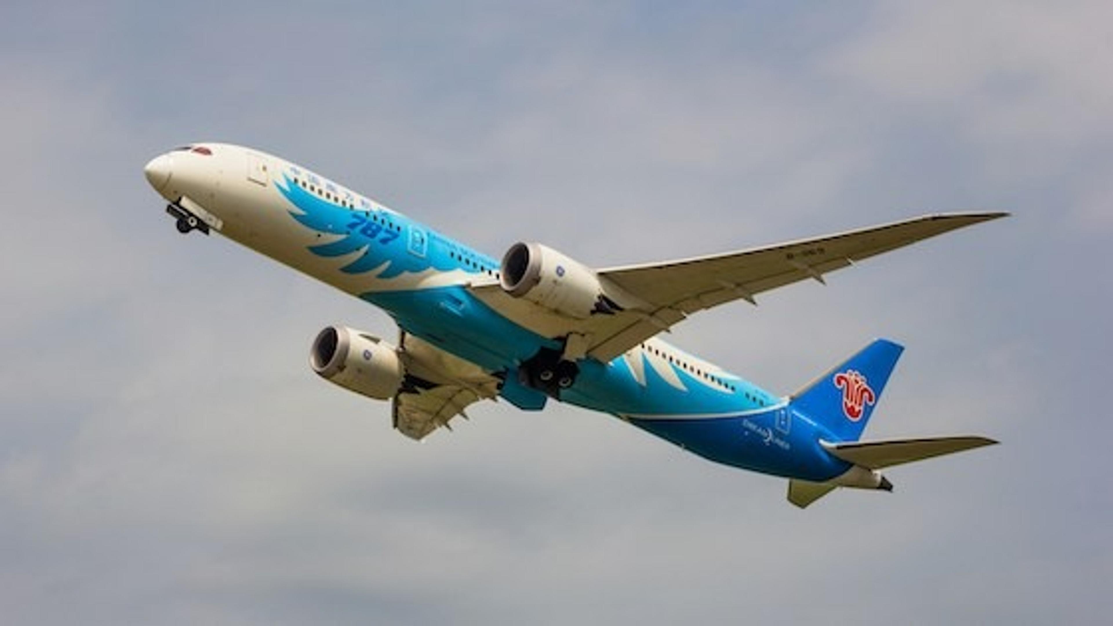JFC Honest Airline Reviews — China Southern