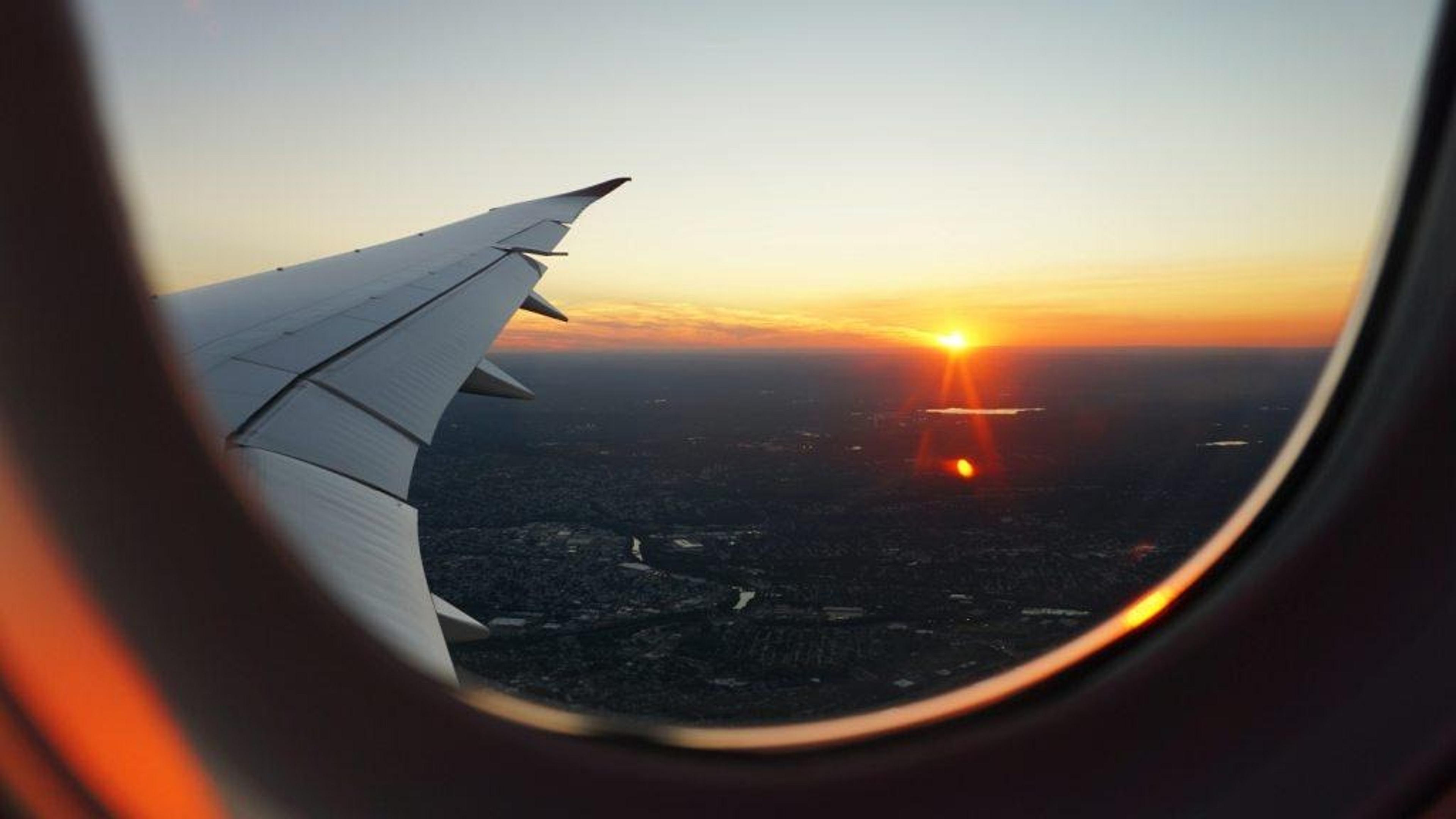 View out a plane window